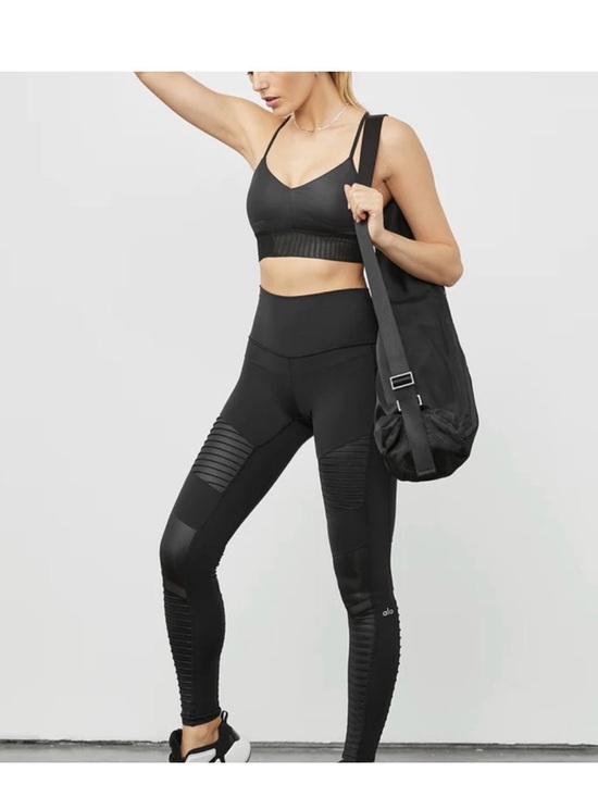 ALO Yoga Pants - Alo High-Rise Moto Leggings